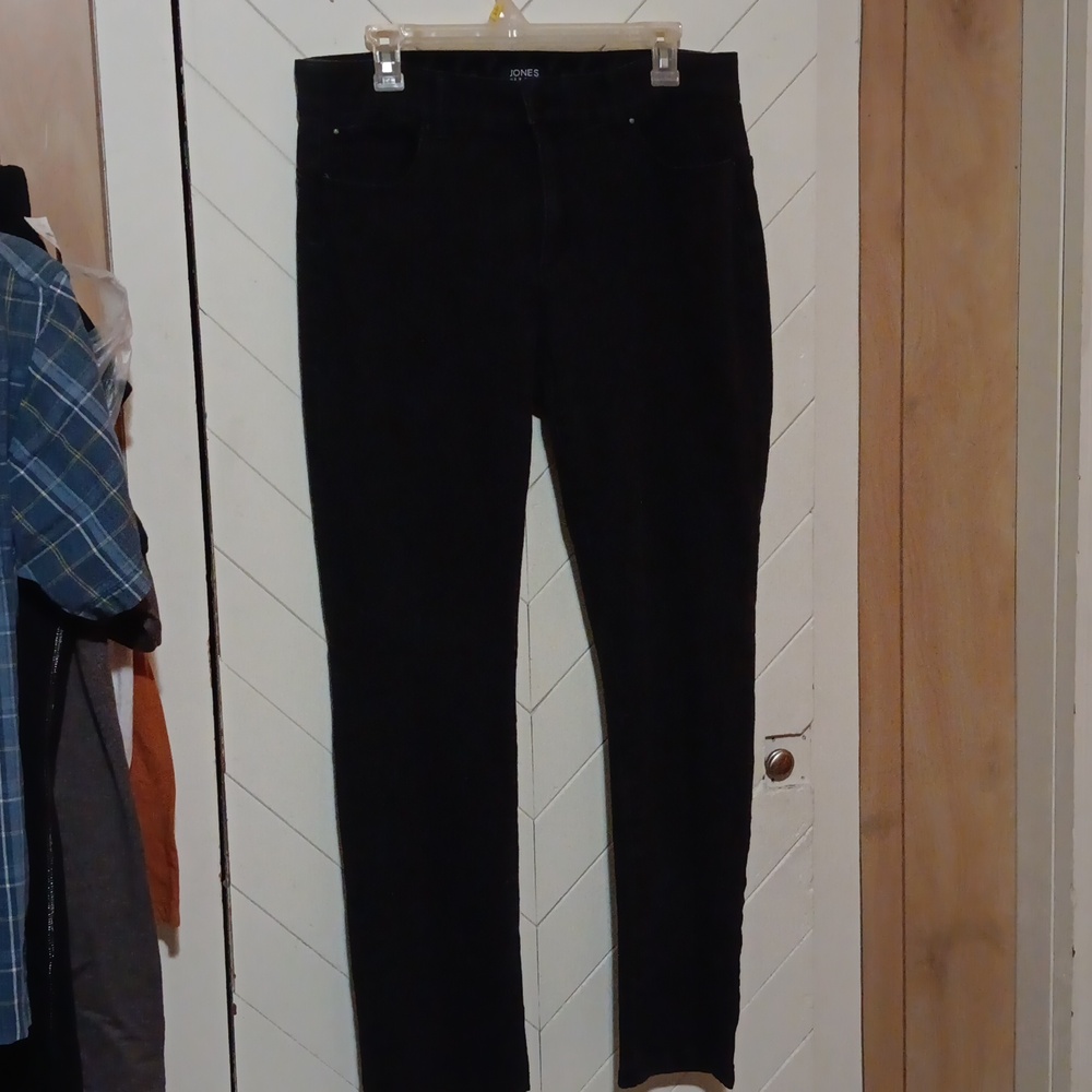 JNY black stretch jeans